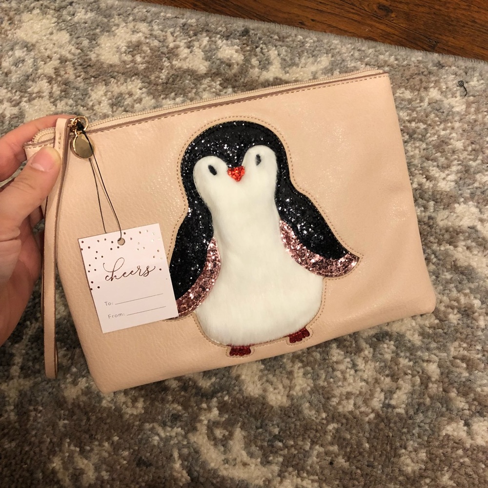 LAUREN CONRAD PENGUIN ZIP POUCH/ WRISTLET NEW